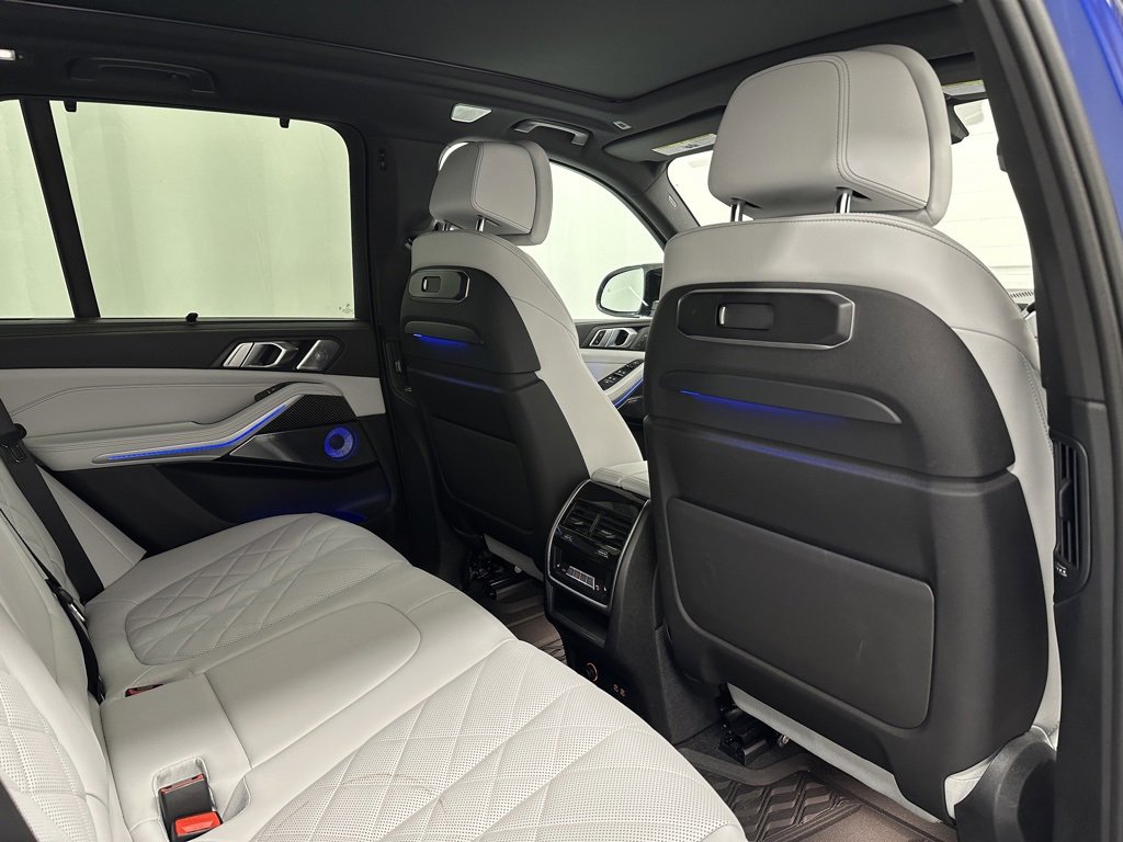 Used 2025 BMW X5 M60i image 20