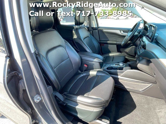 Used 2022 Ford Escape SEL w/ Class II Trailer Tow Package image 30