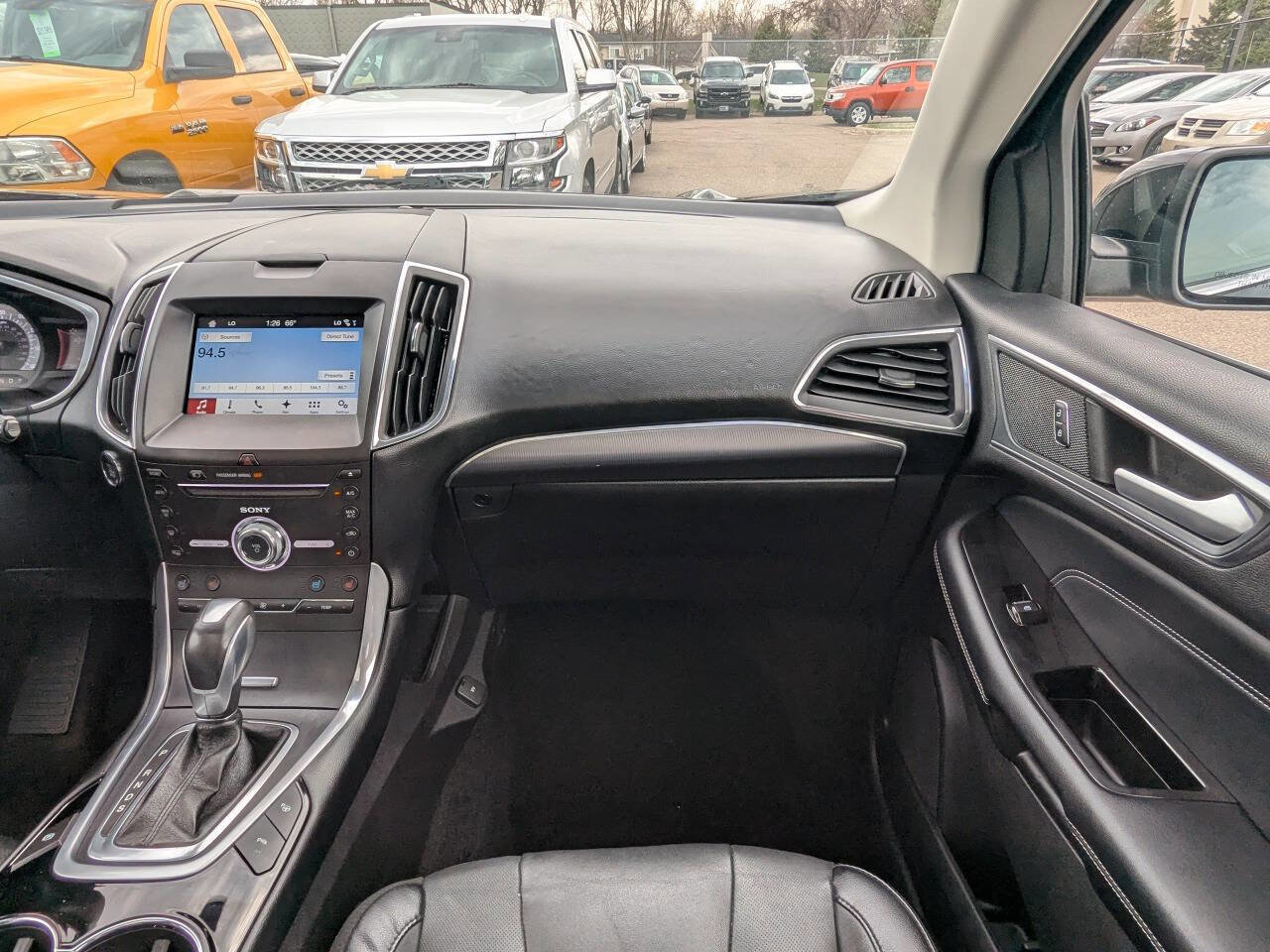 Used 2018 Ford Edge Titanium w/ Equipment Group 302A FWD image 18