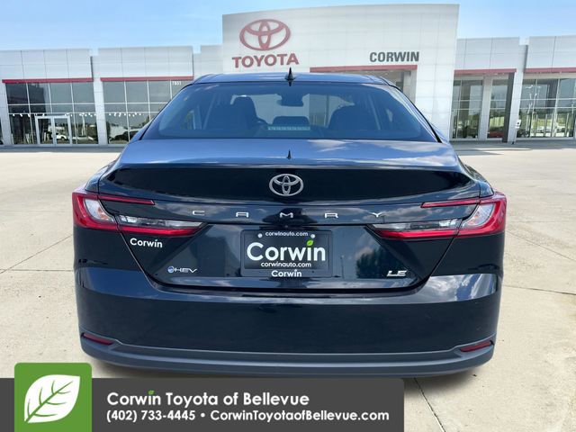 Used 2025 Toyota Camry LE FWD image 4