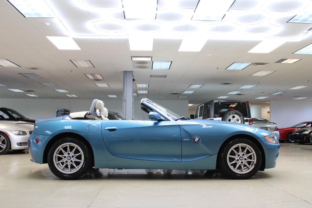Used 2003 BMW Z4 2.5i RWD image 34