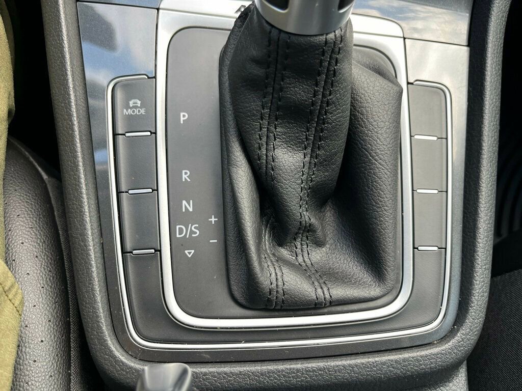 Used 2019 Volkswagen Golf Alltrack SE image 46