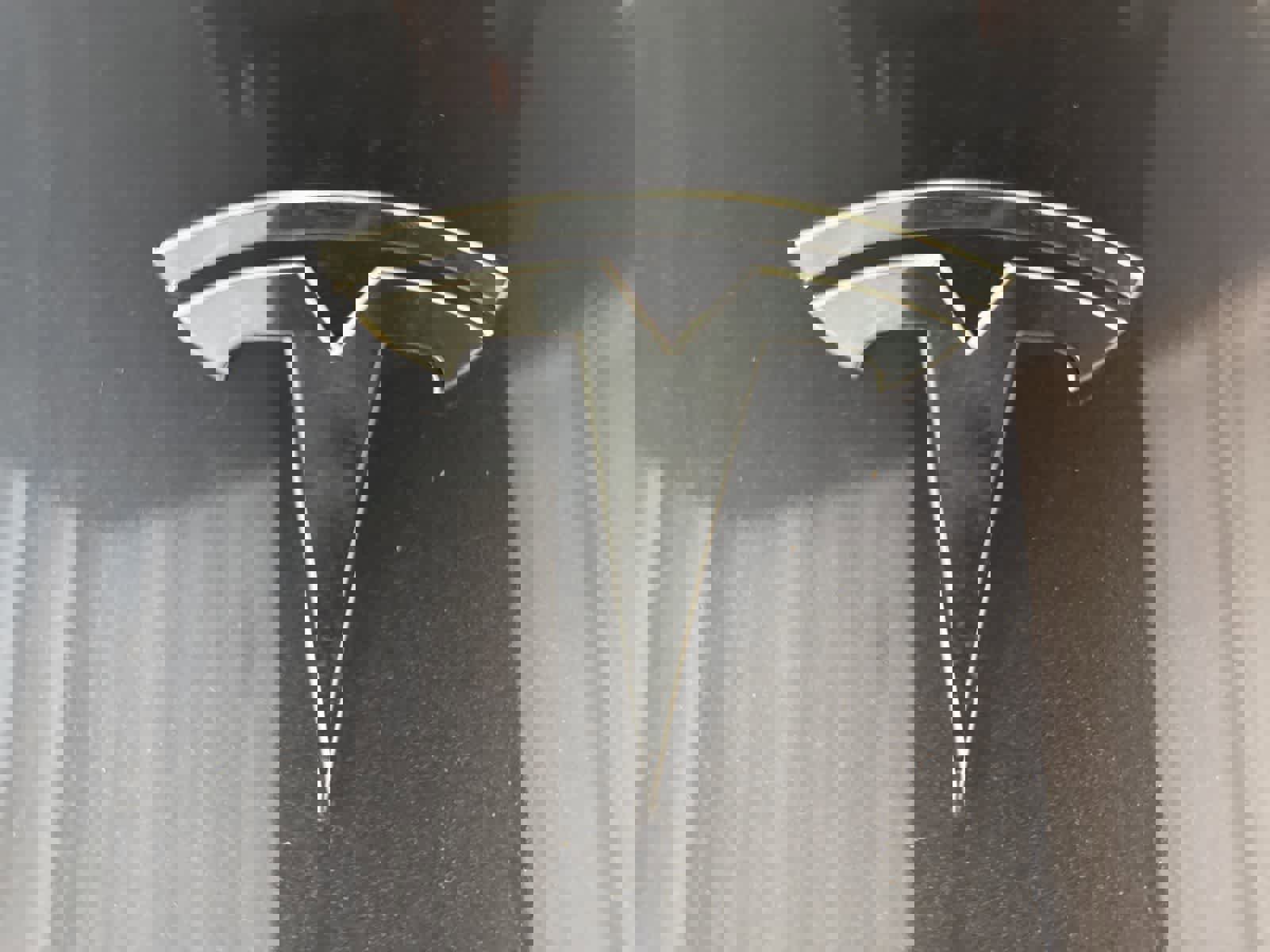 Used 2023 Tesla Model Y Long Range image 13