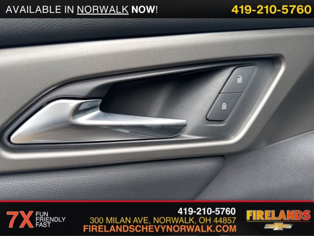 New 2025 Chevrolet Traverse LT w/ Driver Confidence Package image 15