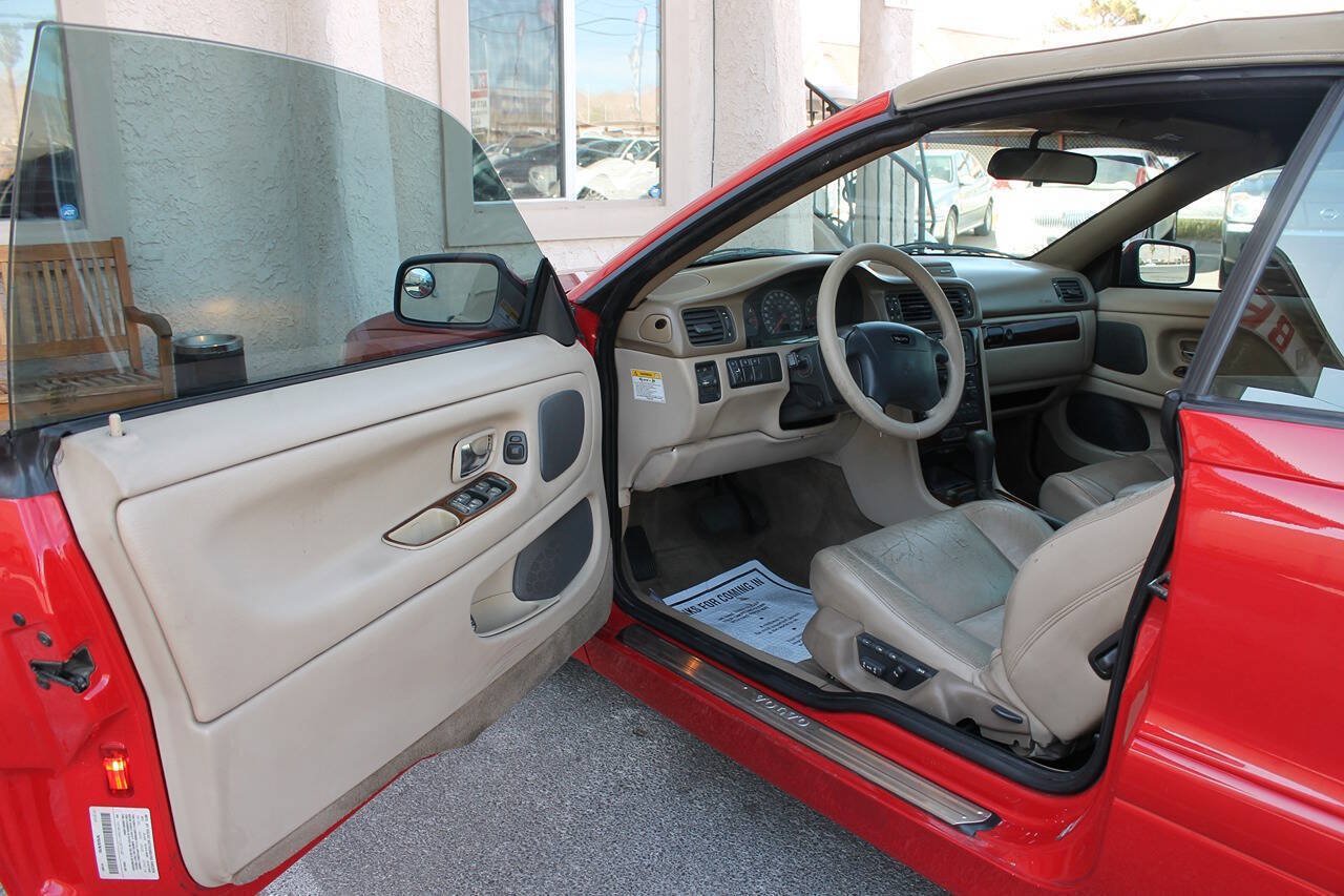 Used 2000 Volvo C70 LT FWD image 14