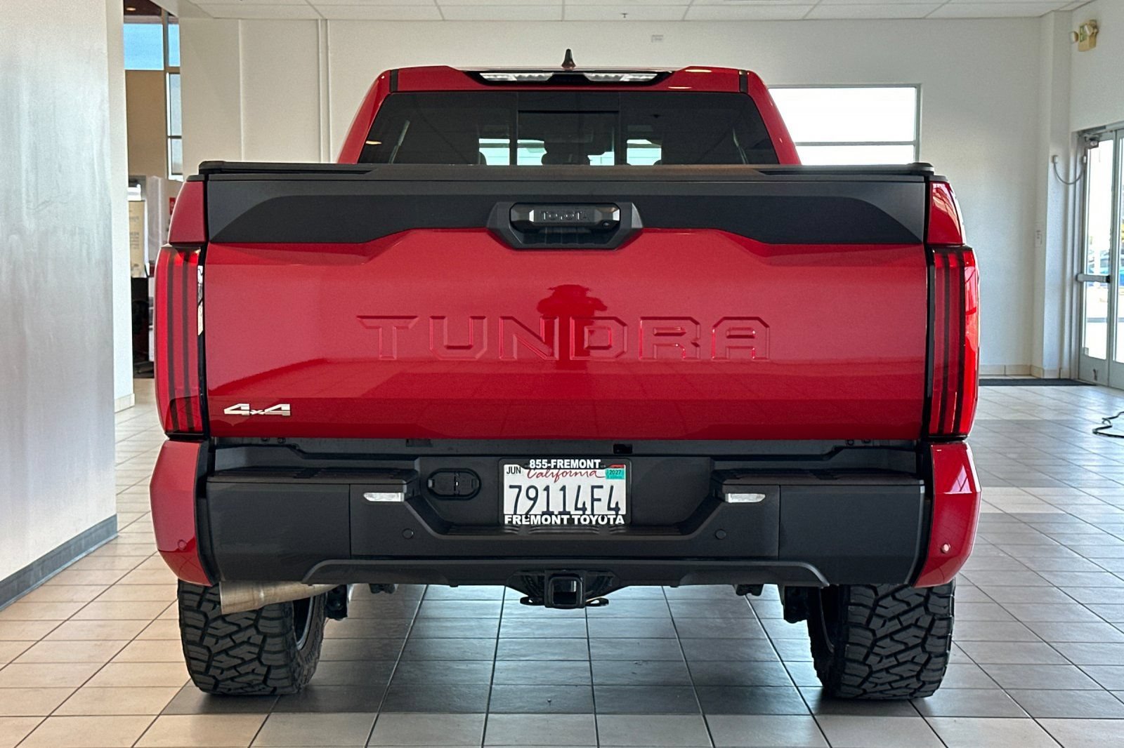 Used 2025 Toyota Tundra SR5 w/ SR5 Premium Package AWD/4WD image 5