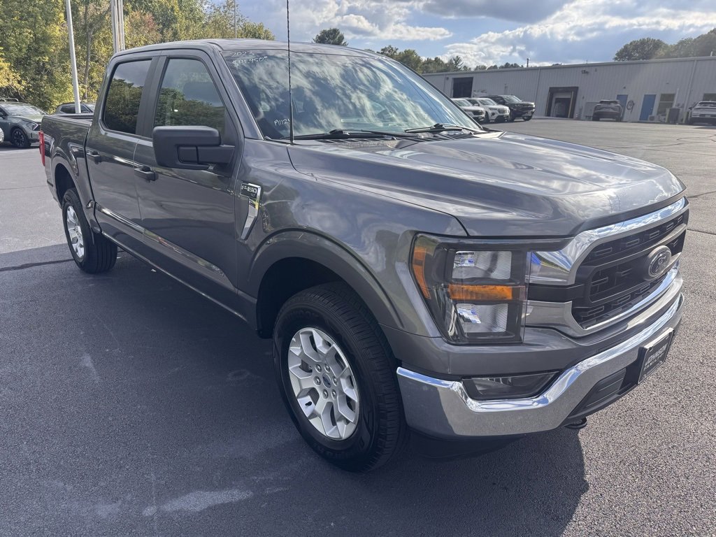 Used 2023 Ford F150 XLT image 2