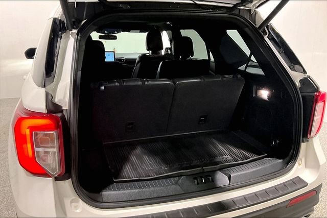 Used 2020 Ford Explorer ST w/ ST Street Pack AWD/4WD image 38