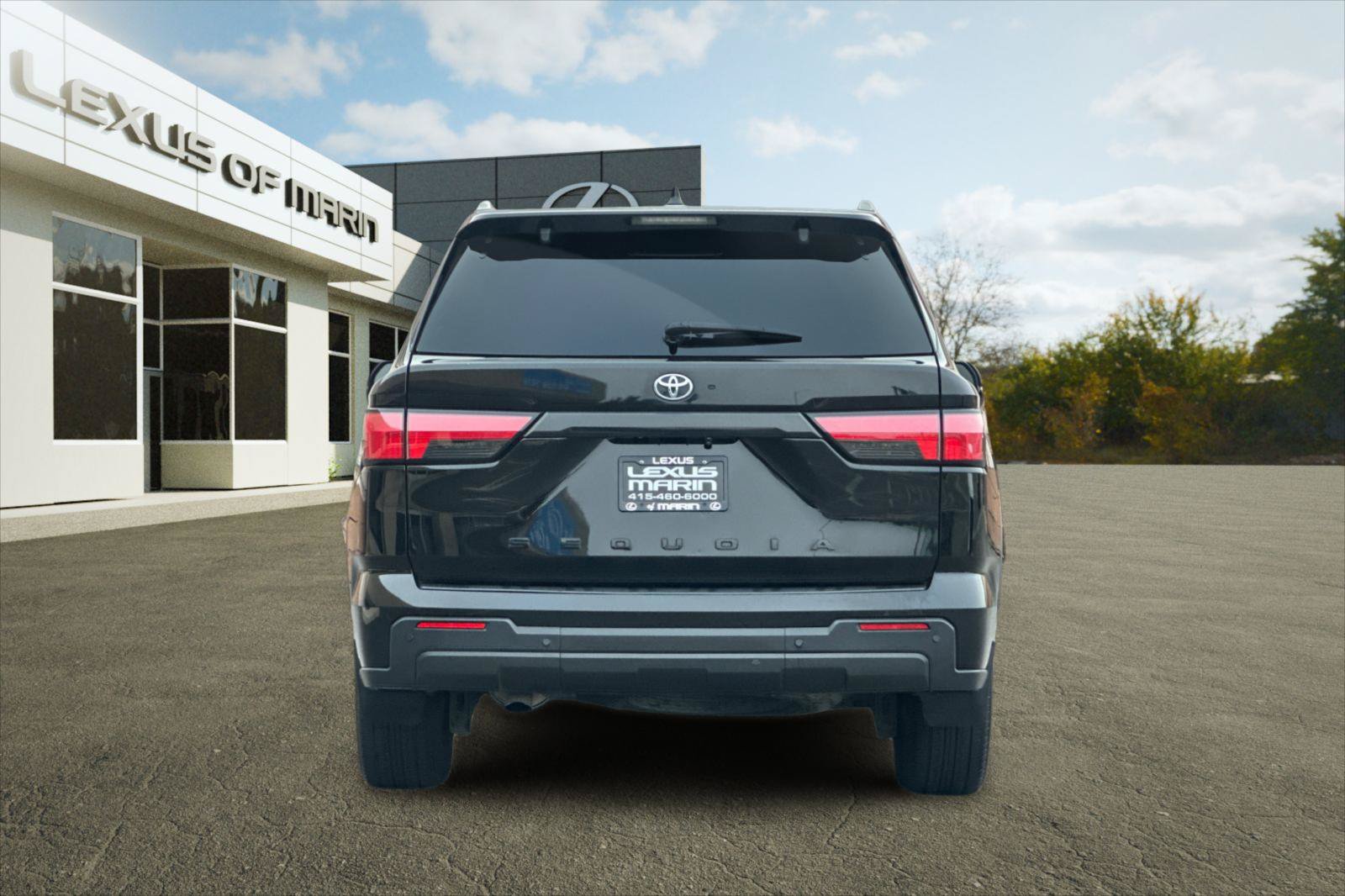 Used 2023 Toyota Sequoia SR5 w/ SR5 Premium Package AWD/4WD image 9