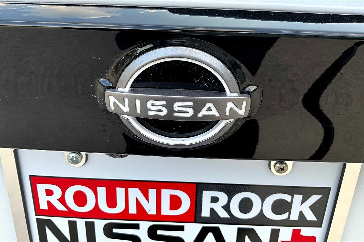 New 2026 Nissan Kicks SV image 8