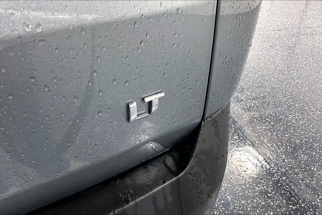 Used 2023 Chevrolet Traverse LT w/ LT Premium Package image 24