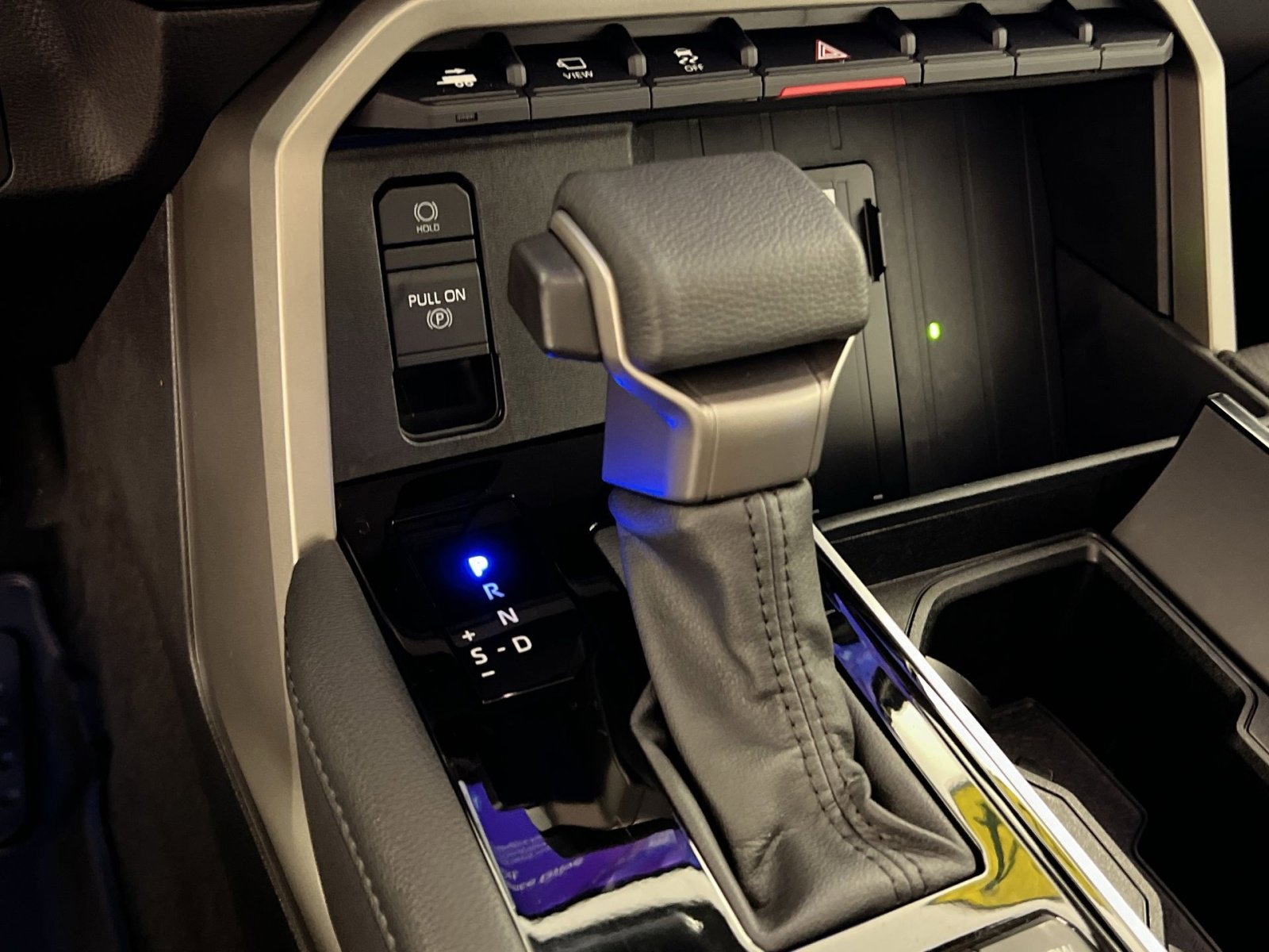 Used 2024 Toyota Sequoia Limited image 22