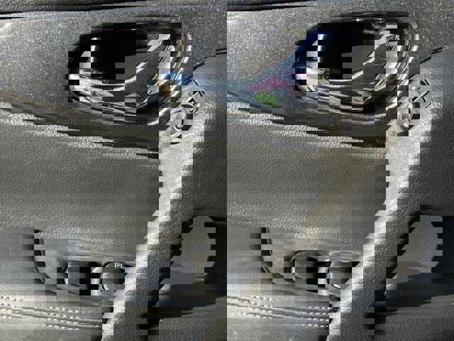 Used 2019 Nissan Rogue SV image 24