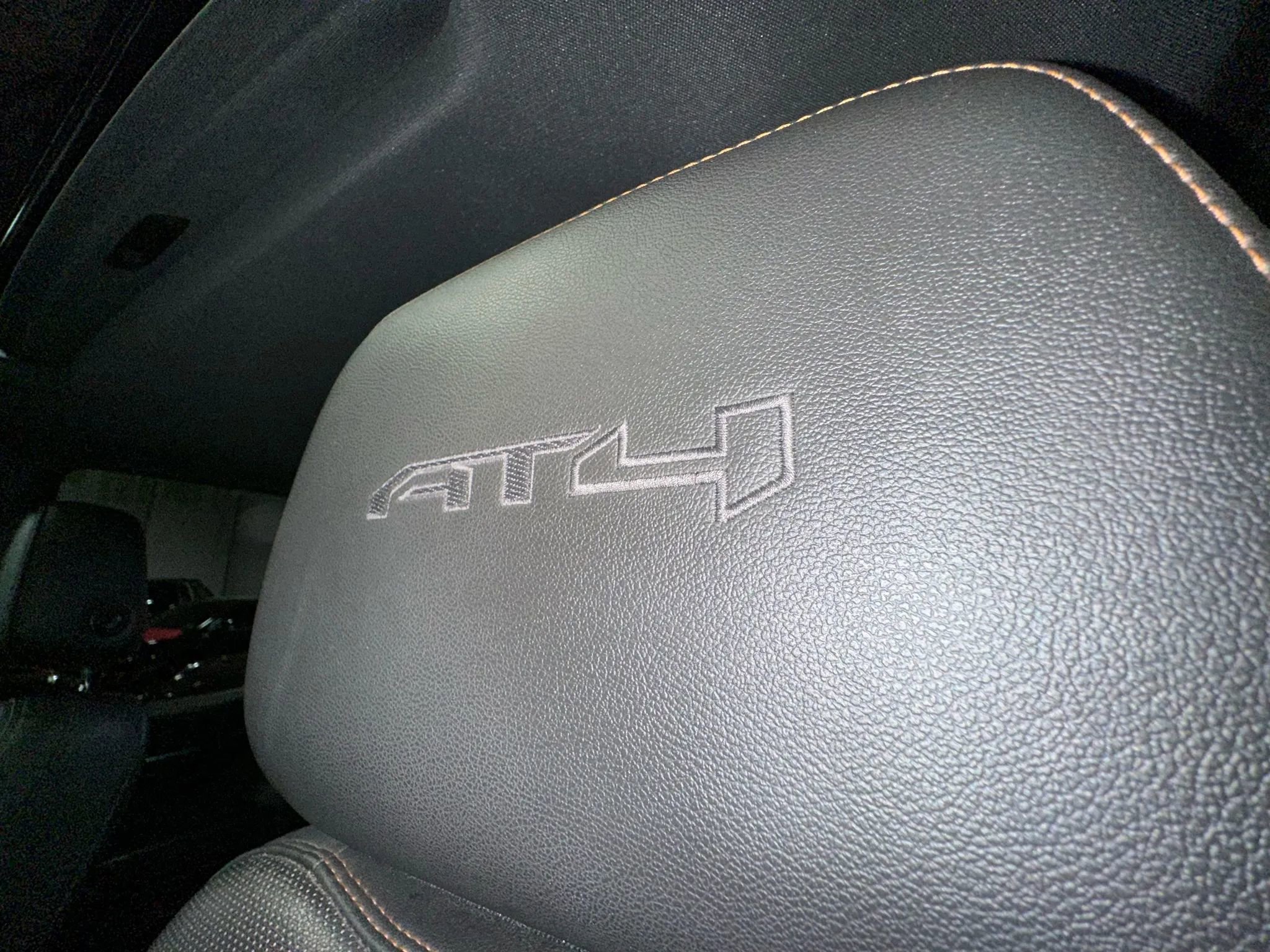 Used 2019 GMC Sierra 1500 AT4 w/ AT4 Premium Package image 26