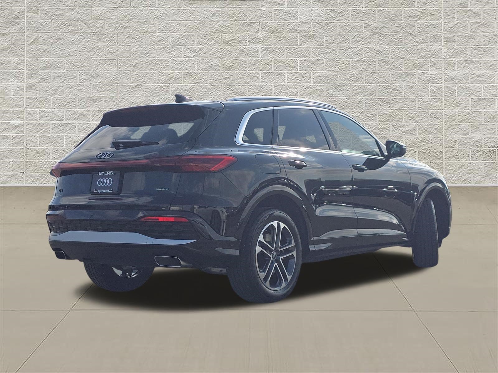 Certified 2025 Audi Q5 Premium Plus w/ Premium Plus AWD/4WD image 7