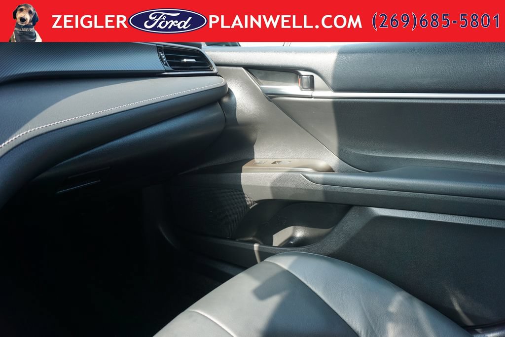 Used 2022 Toyota Camry SE w/ Cold Weather Package AWD/4WD image 31