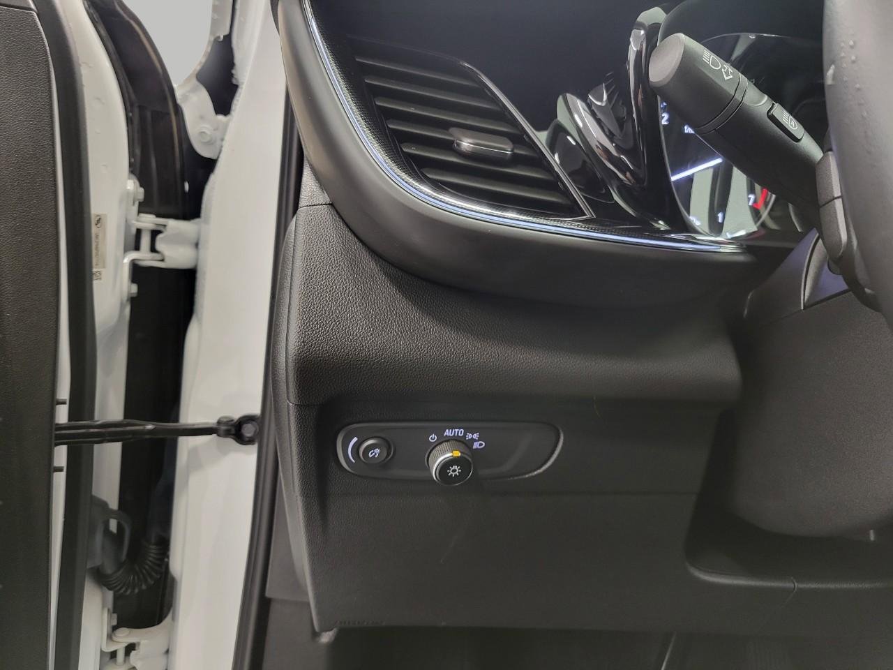 Used 2023 Buick Envision Essence AWD/4WD image 10