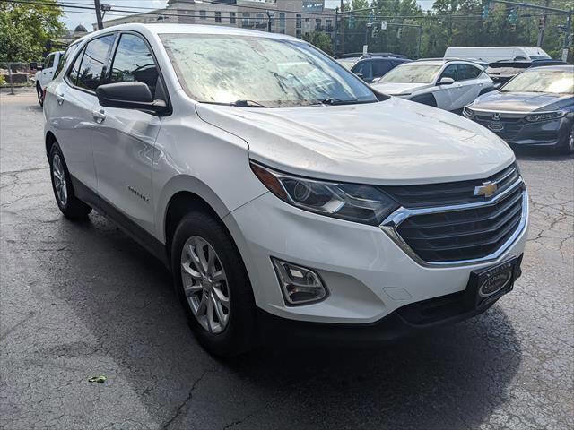Used 2018 Chevrolet Equinox LS AWD/4WD image 4