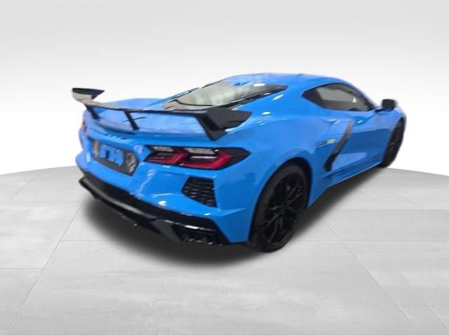 Used 2024 Chevrolet Corvette Stingray Preferred Cpe w/ Z51 Performance Package RWD image 5