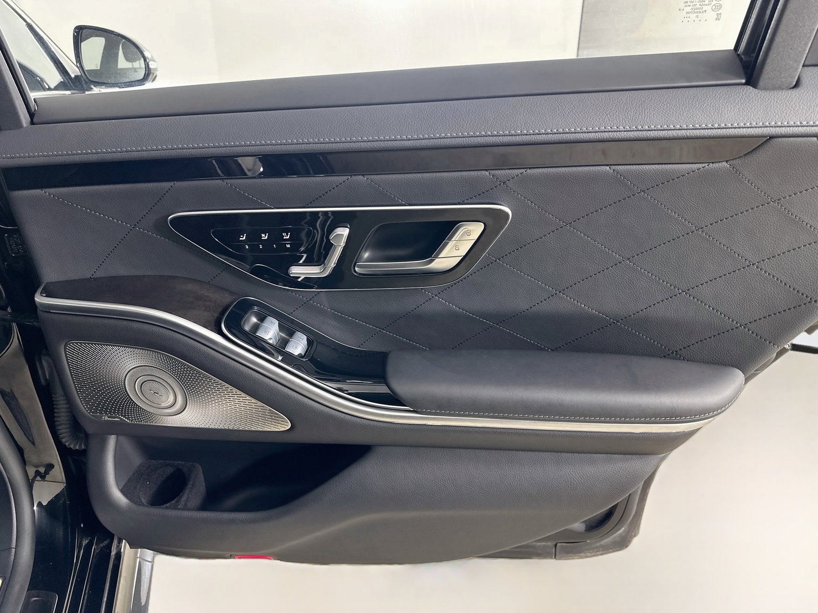 Used 2022 Mercedes-Benz S 580 4MATIC Sedan image 38