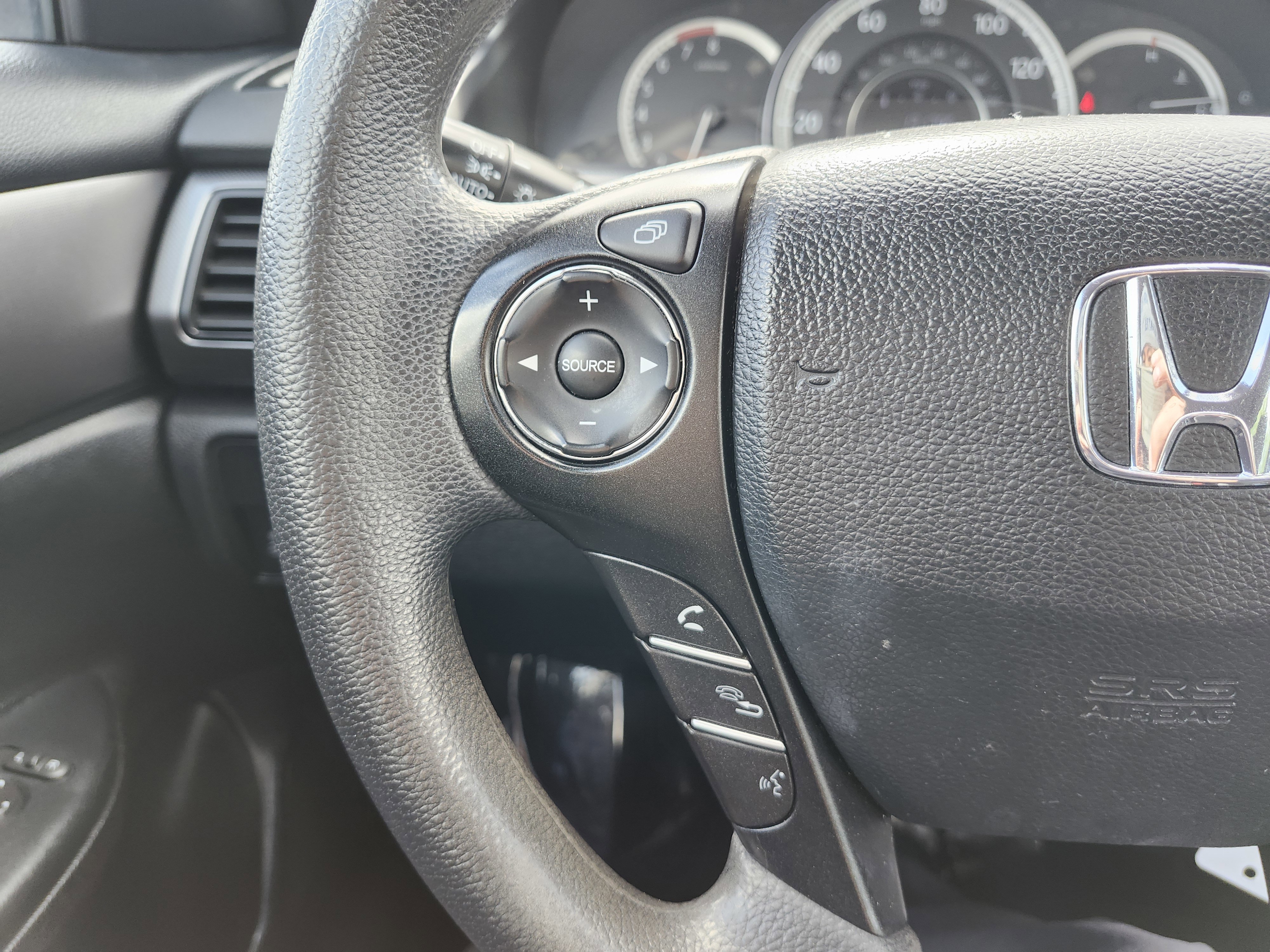 Used 2015 Honda Accord LX image 28