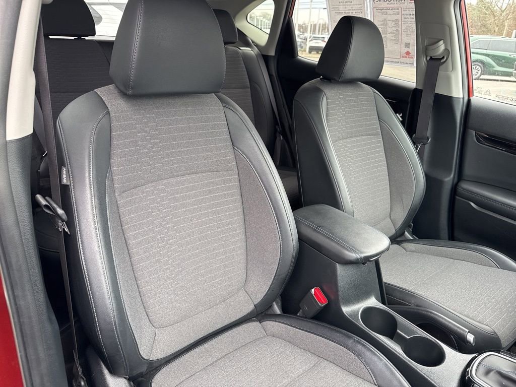 Used 2022 Kia Seltos Nightfall Edition image 23