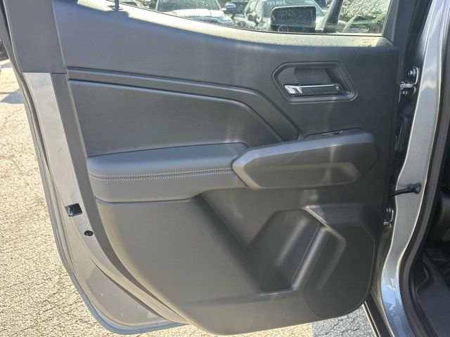 Used 2025 GMC Canyon Elevation w/ Convenience Package image 25