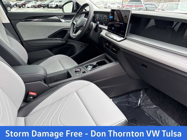 New 2026 Volkswagen Tiguan SE AWD/4WD image 16