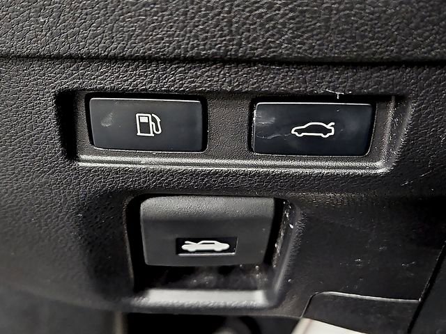 Used 2022 Lexus ES 300h 300h w/ Premium Package image 26