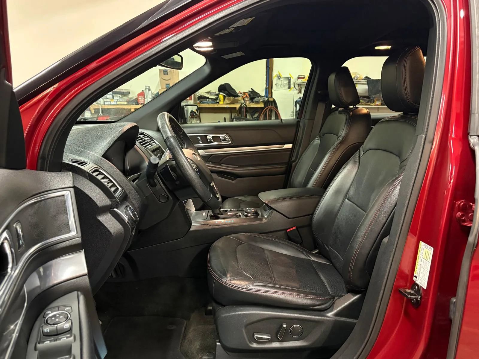 Used 2018 Ford Explorer Sport w/ Equipment Group 401A image 18