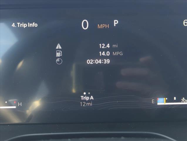 New 2025 Jeep Grand Cherokee Altitude image 8