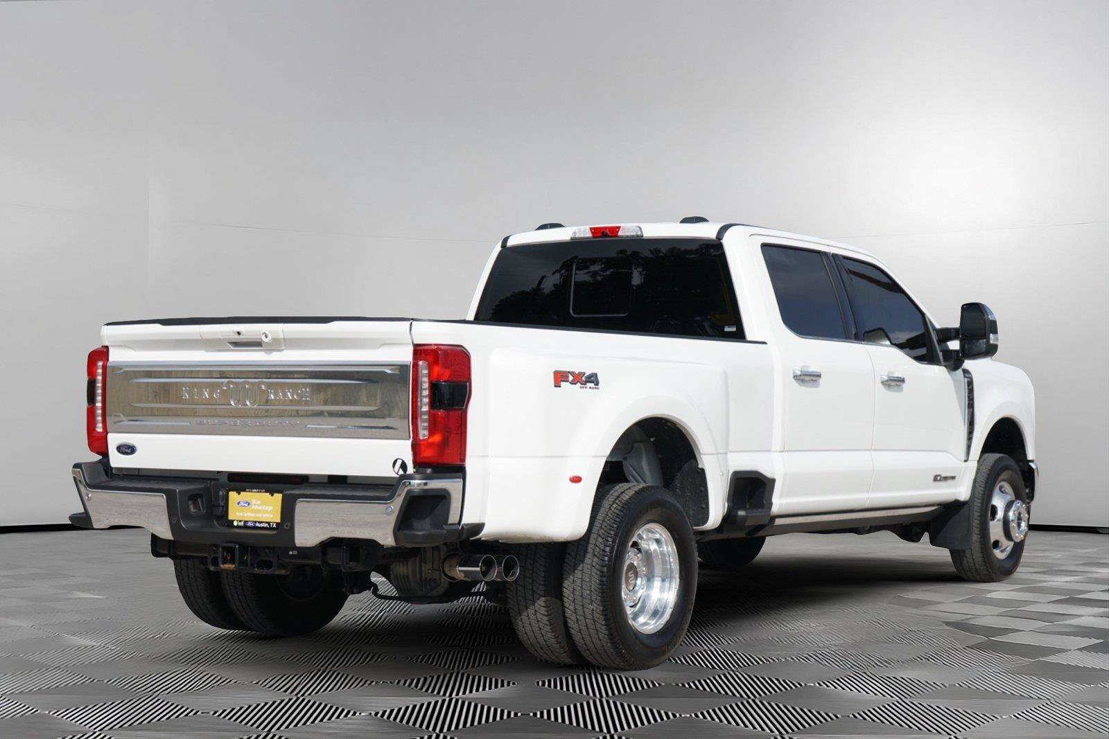 Certified 2025 Ford F350 King Ranch w/ Chrome Package AWD/4WD image 5