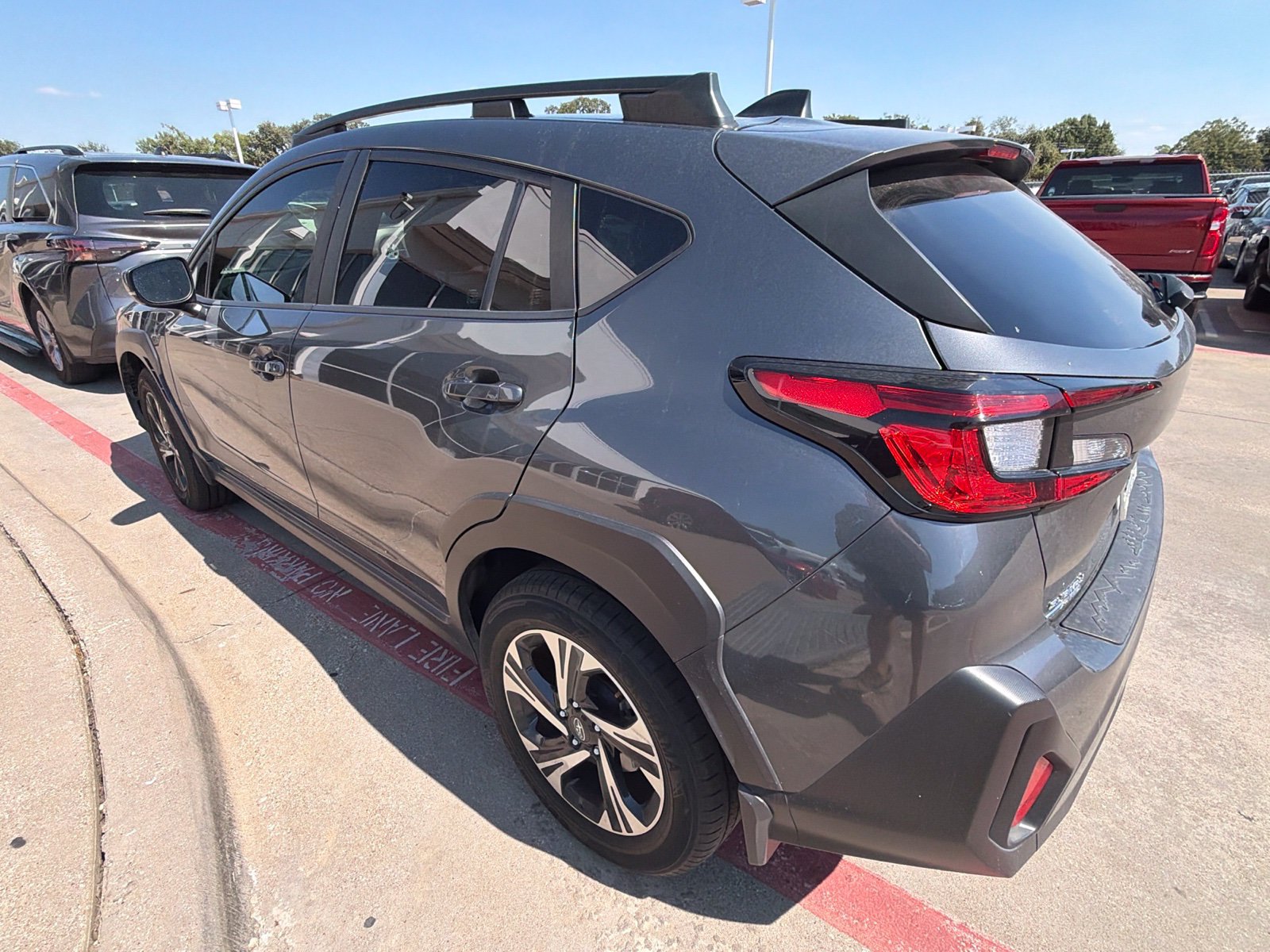 Used 2024 Subaru Crosstrek 2.0i Premium AWD/4WD image 6