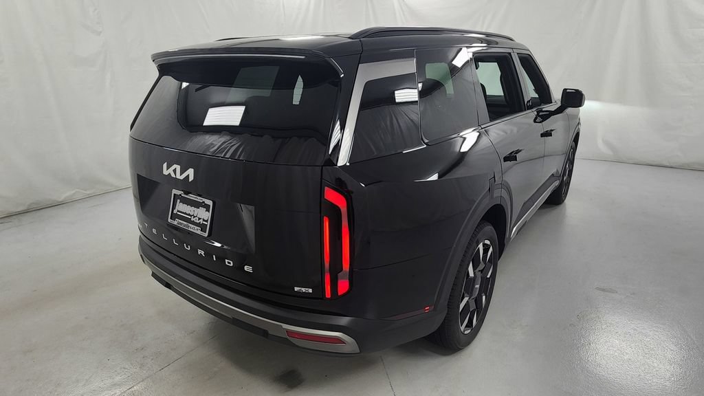 New 2027 Kia Telluride S w/ Towing Package AWD/4WD image 3