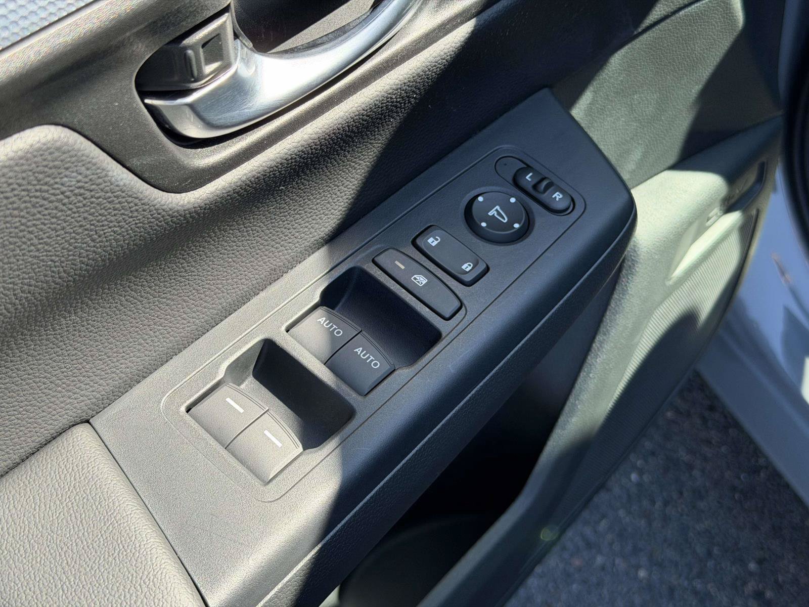 Certified 2026 Honda CR-V Sport image 7