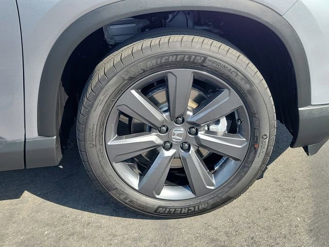 Certified 2025 Honda Pilot Sport image 5