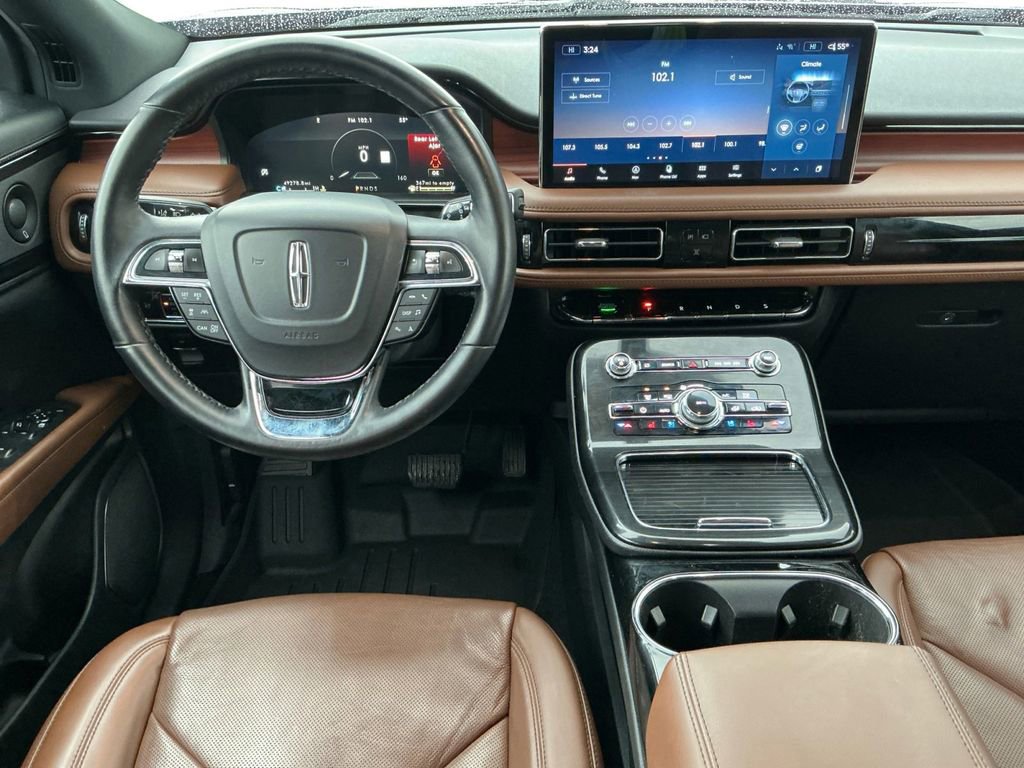 Certified 2023 Lincoln Nautilus Reserve w/ Equipment Group 201A image 17