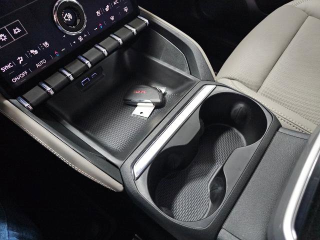 Used 2026 GMC Terrain Elevation w/ Elevation Premium Package image 20