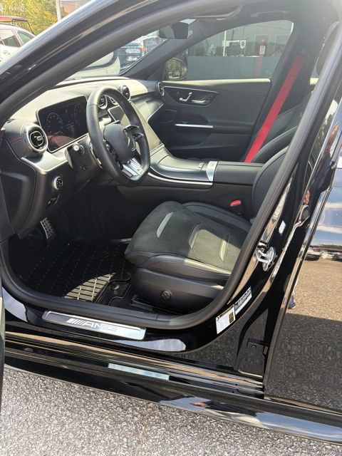 Used 2025 Mercedes-Benz C 43 AMG 4MATIC Sedan image 11