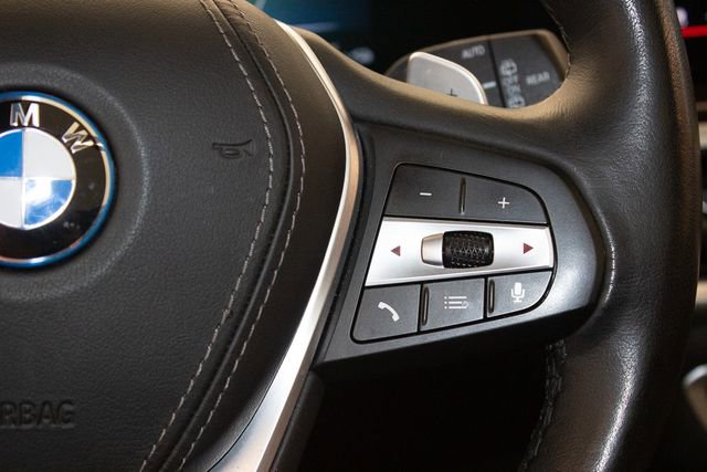 Used 2025 BMW X5 xDrive50e image 25