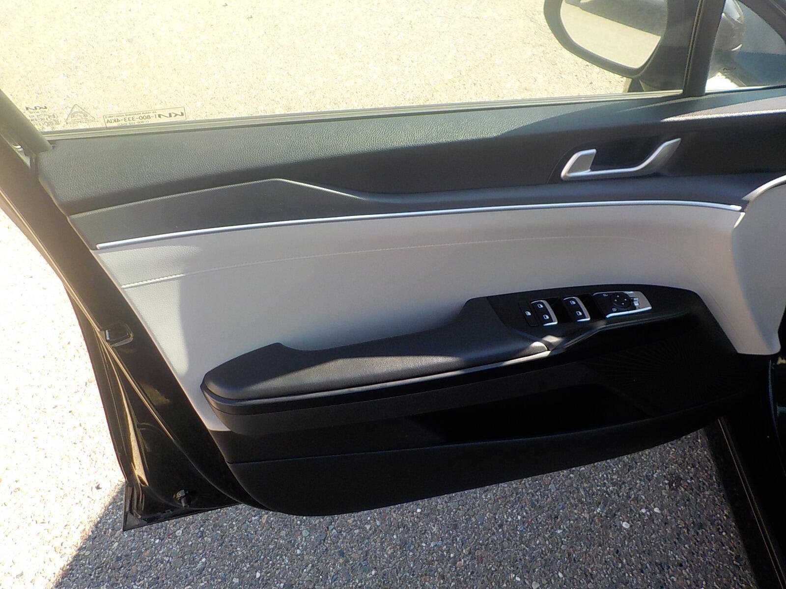 Used 2022 Kia K5 LXS image 19