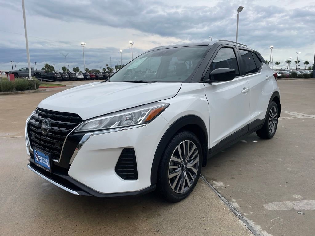 Certified 2024 Nissan Kicks SV FWD image 3