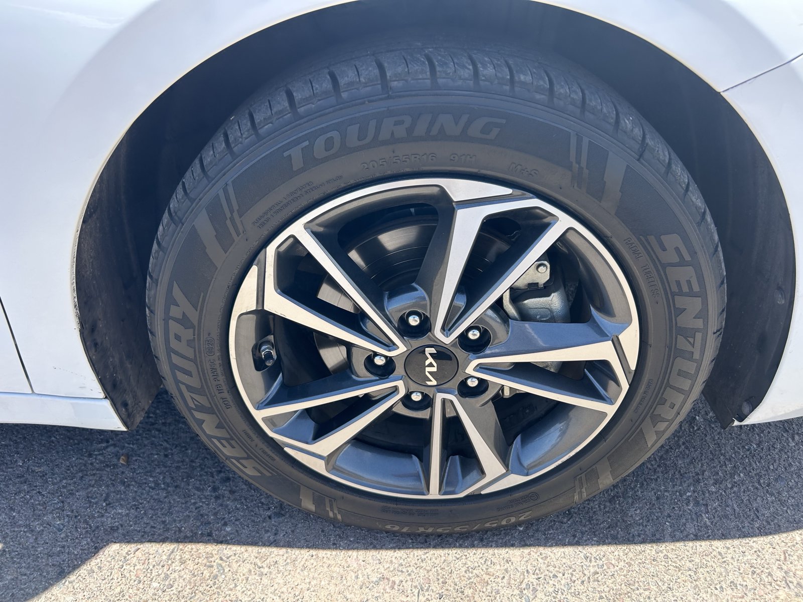 Used 2022 Kia Forte LXS FWD image 9