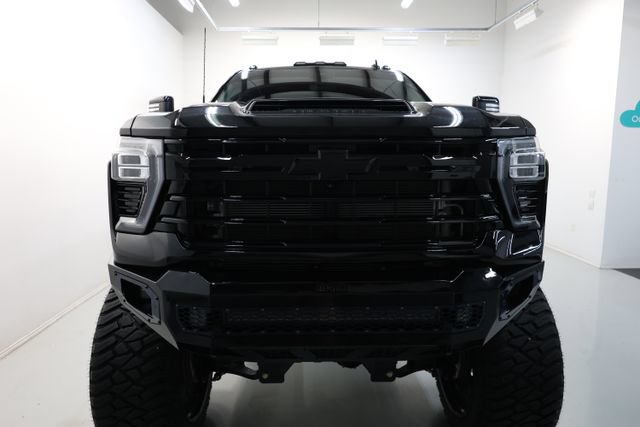 Used 2024 Chevrolet Silverado 3500 LTZ w/ LTZ Plus Package AWD/4WD image 67