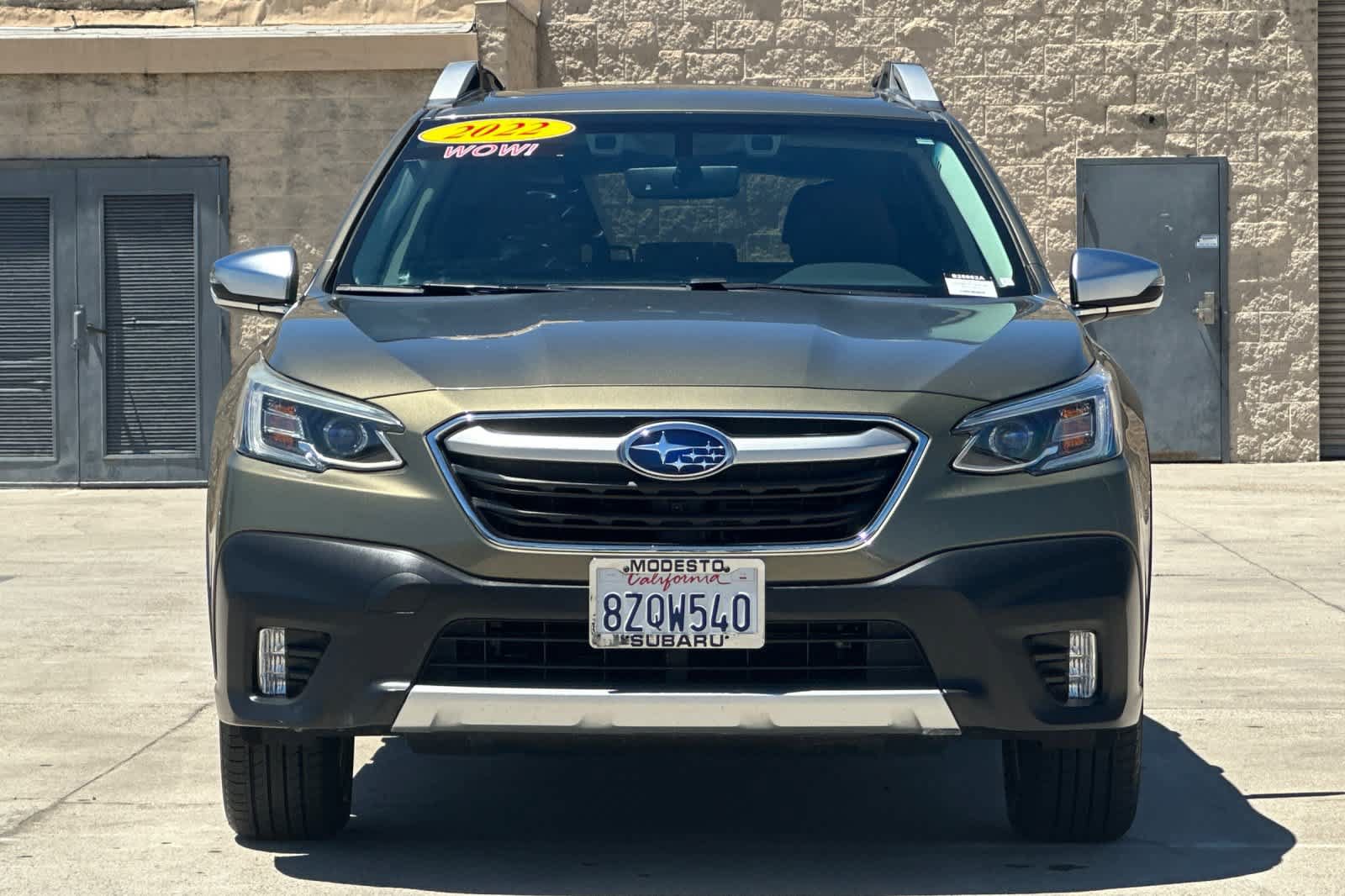 Used 2022 Subaru Outback Touring AWD/4WD image 8