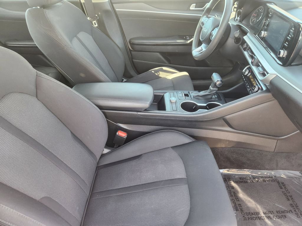 Used 2023 Kia K5 LXS image 15