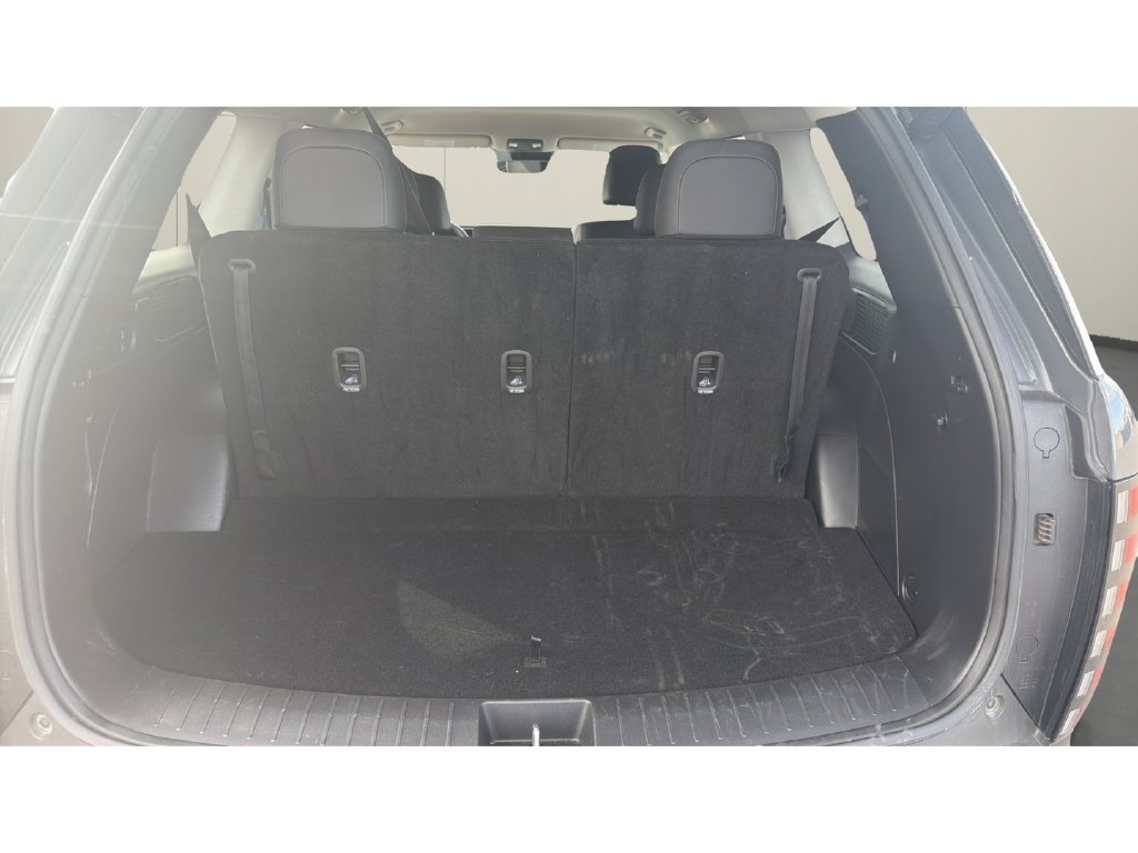 Used 2026 Hyundai Palisade SEL FWD image 9
