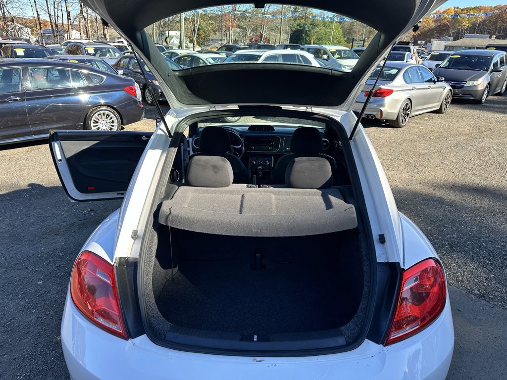 Used 2012 Volkswagen Beetle 2.0T image 26