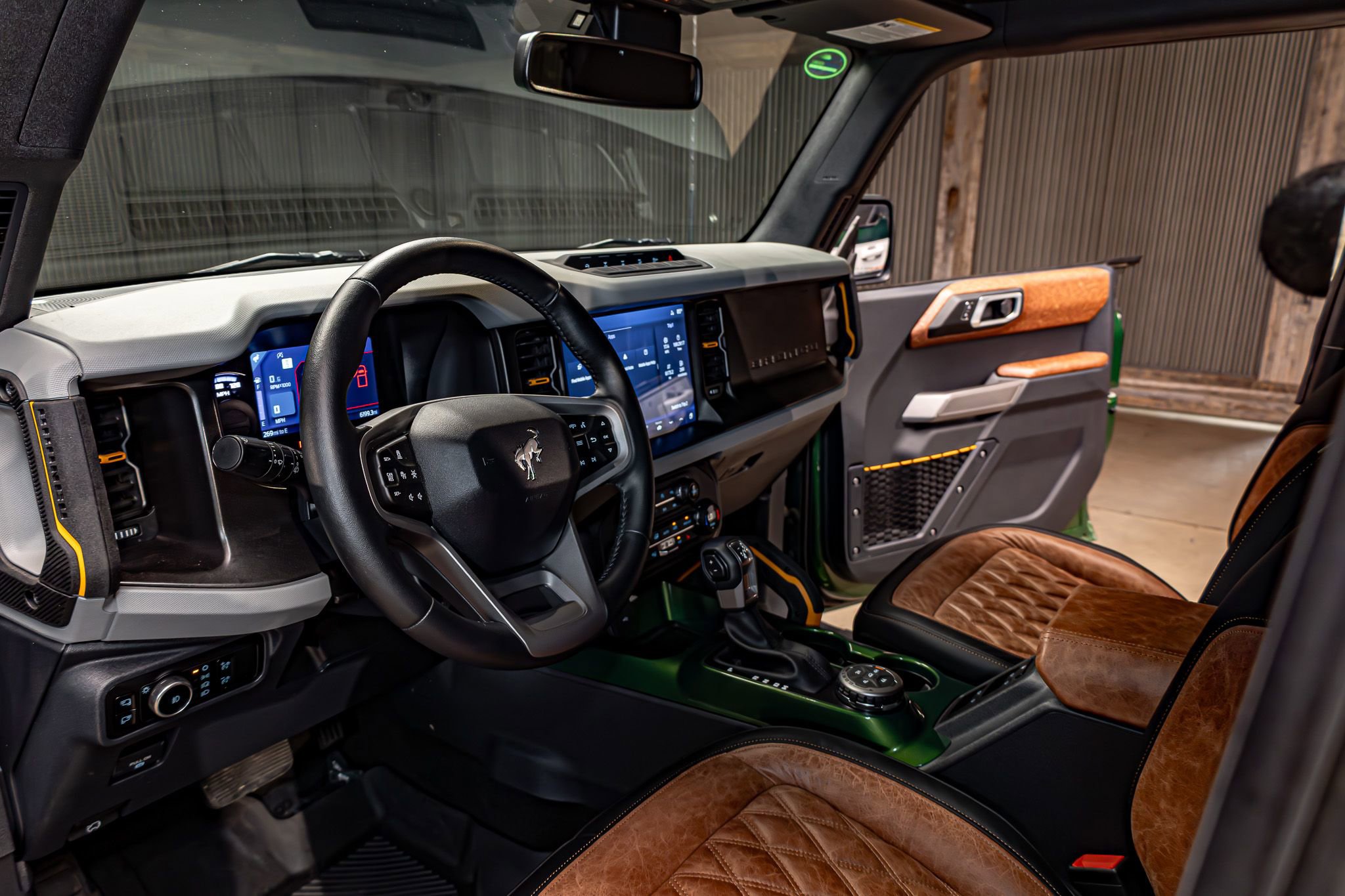 Used 2023 Ford Bronco Badlands image 17
