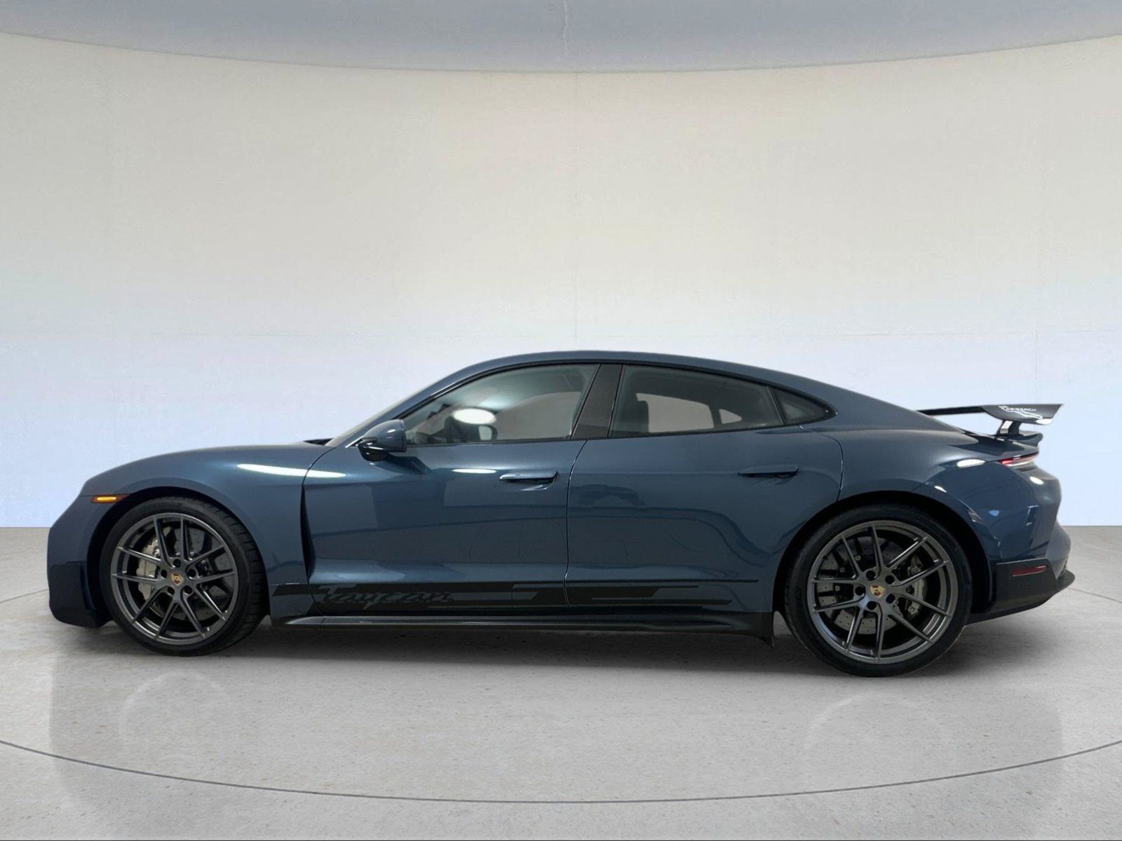 Certified 2025 Porsche Taycan GTS AWD/4WD image 2